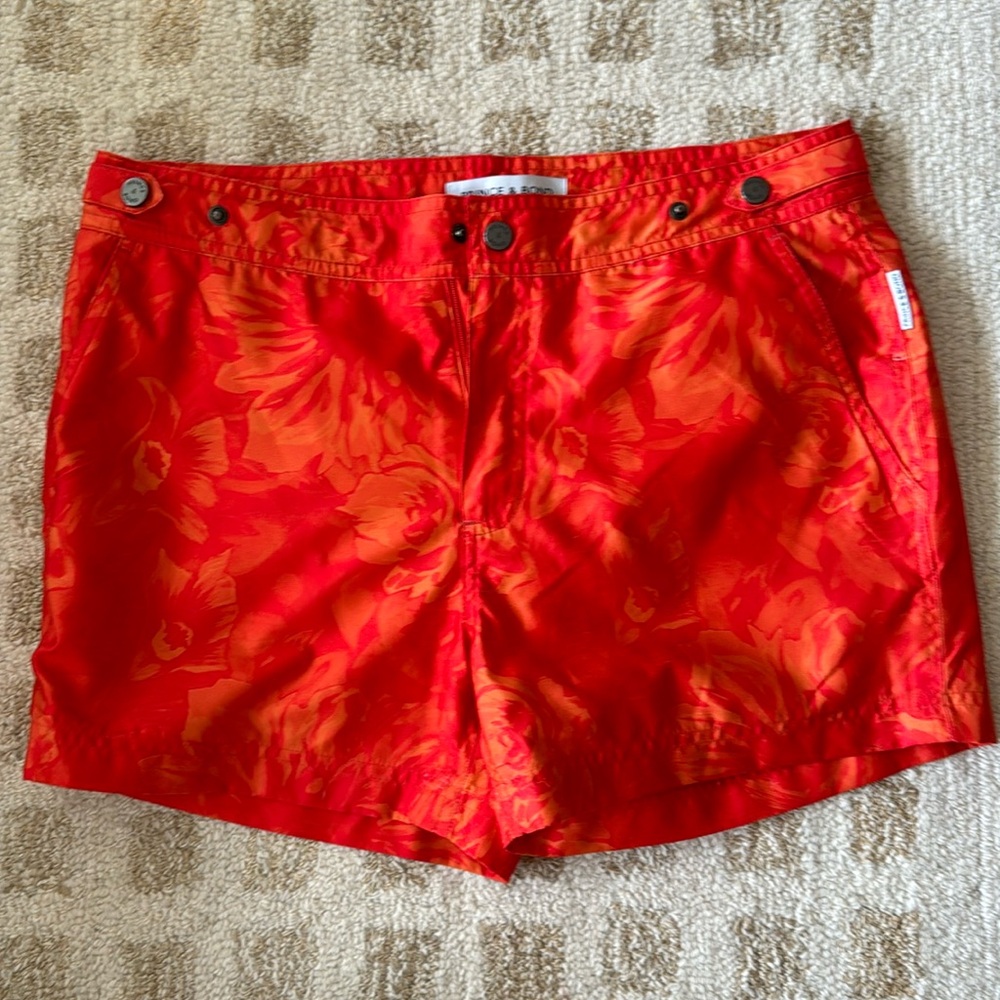 Prince & Bond men's swim suit size 30. Short and slim